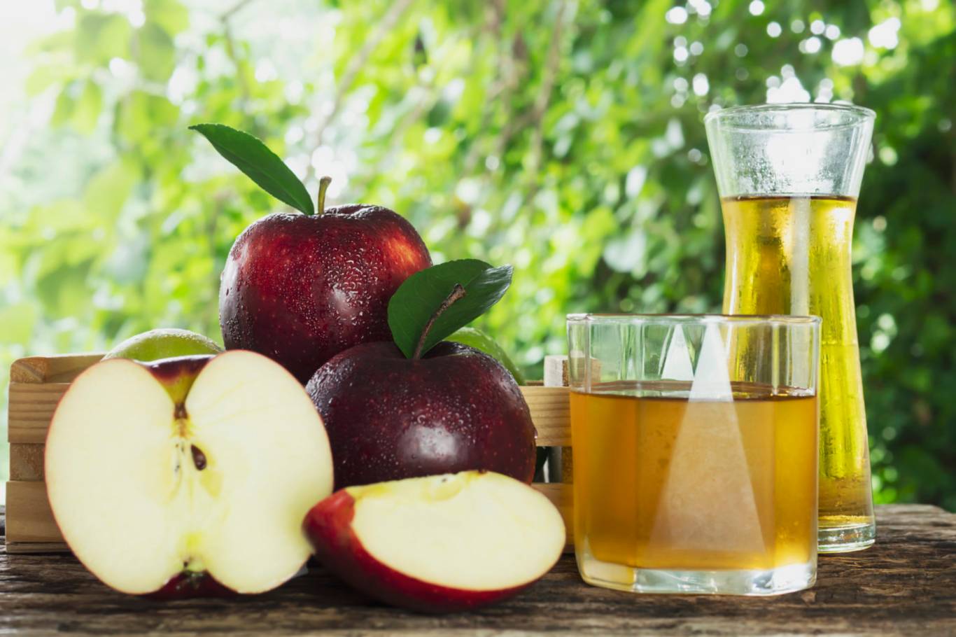 12 amazing health benefits of apple juice 2