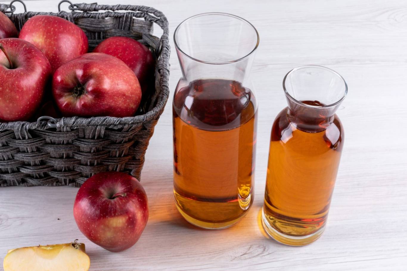 12 amazing health benefits of apple juice 4