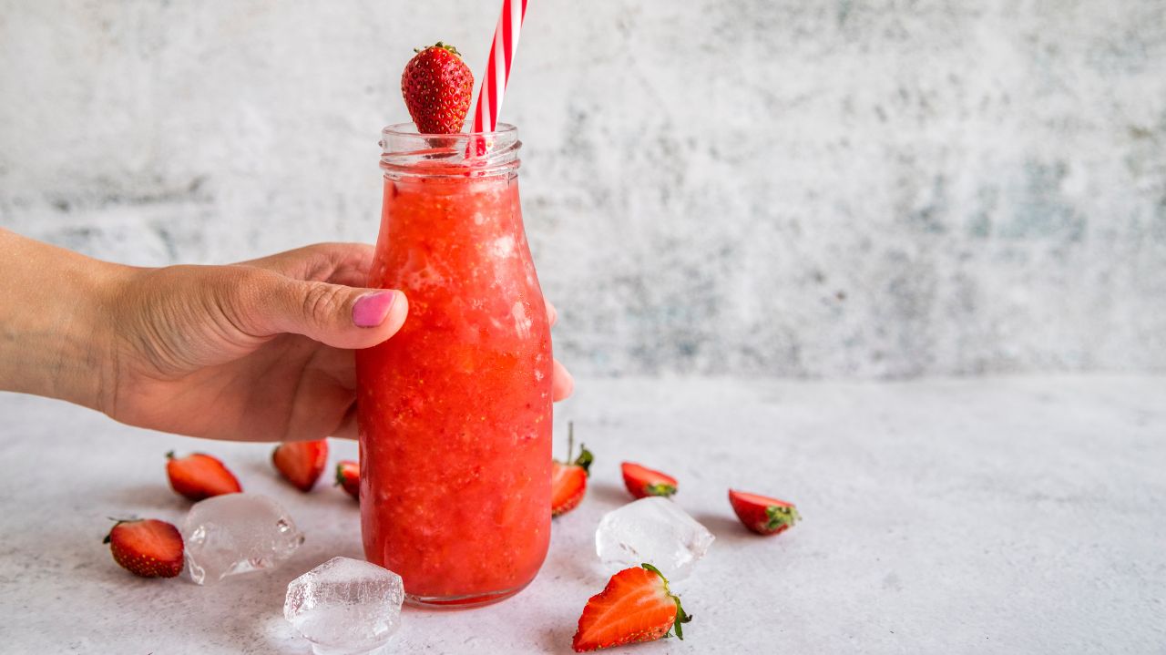 Strawberry Juice Supports Healthy Skin
