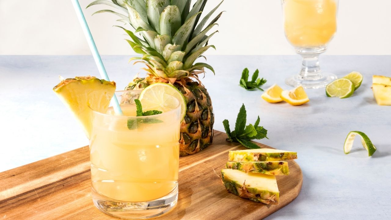 Pineapple Mojito with pineapple juice