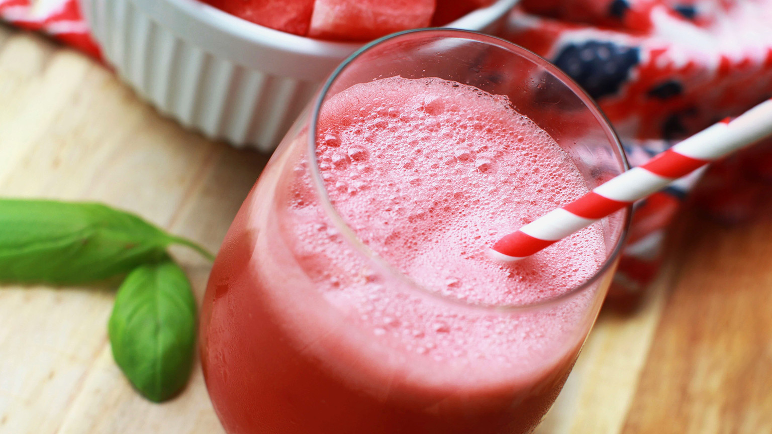 8 recipes to make guava juice drink at home