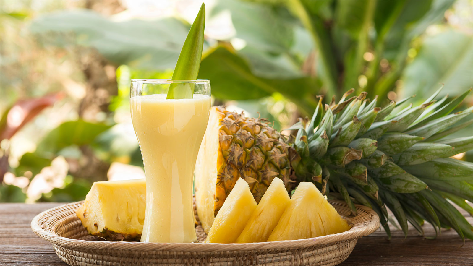 Amazing drinks with pineapple juice