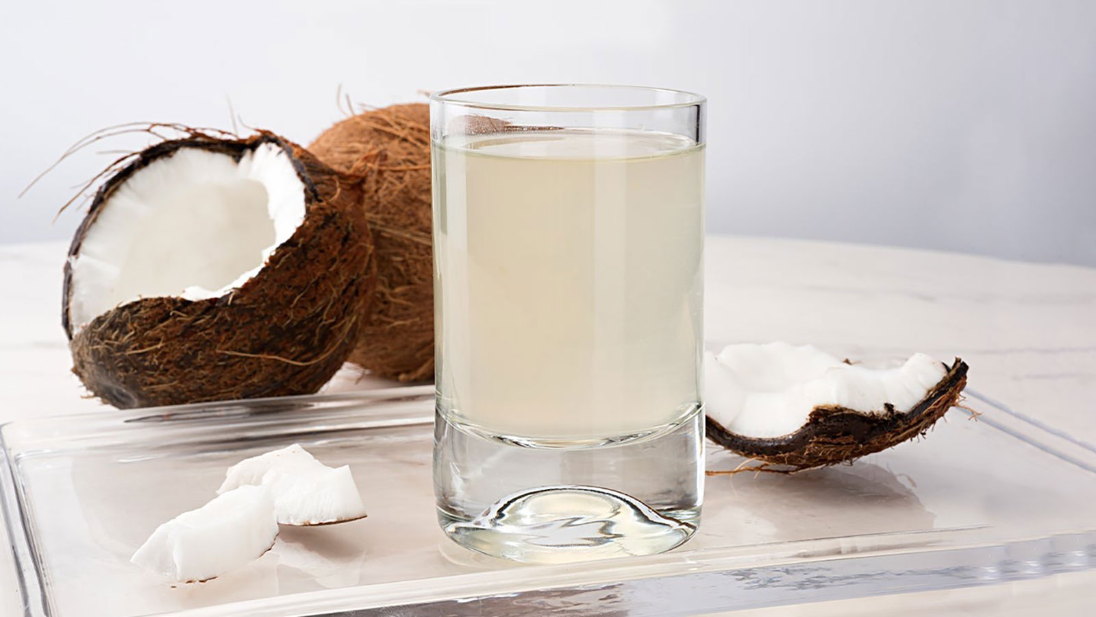 What are the benefits of organic coconut water